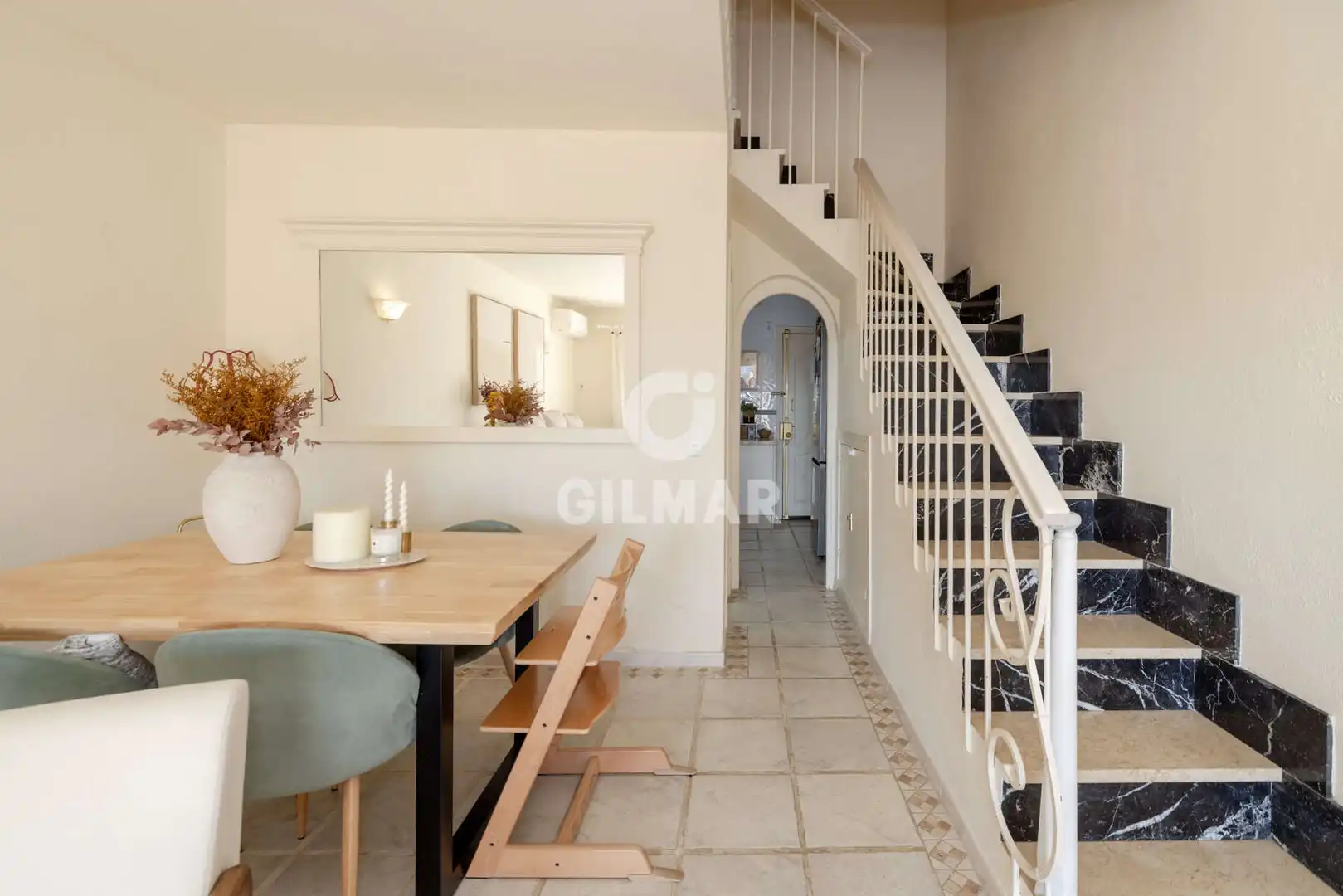 Esszimmer von Einfamilien-Reihenhaus zum Verkauf in Estepona