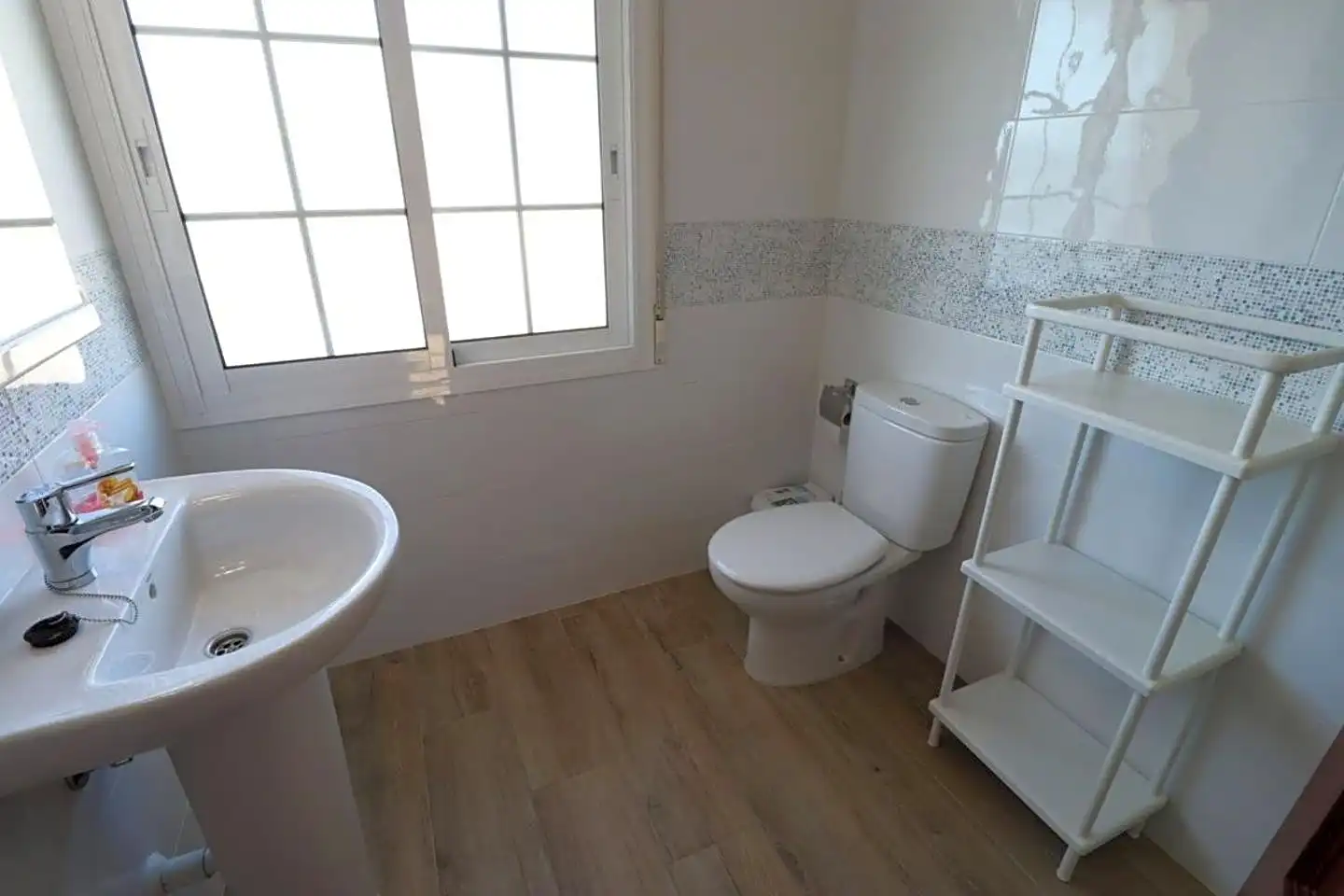 Baño de Casa o chalet de alquiler en Mijas con Aire acondicionado, Jardín privado y Terraza