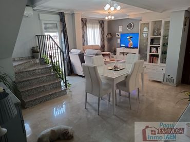 Maisonette mit Aufzug zum Verkauf in Torredonjimeno