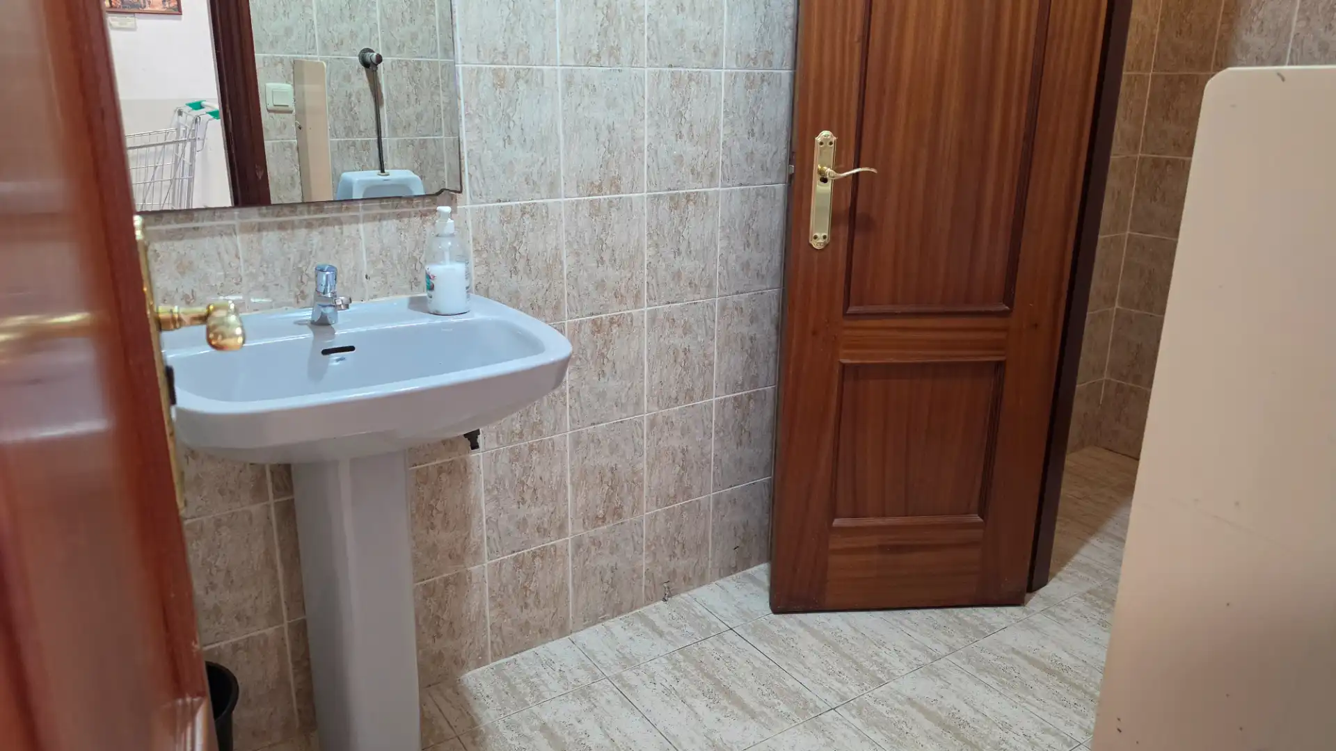 Local comercial en venda a Carrer de Peris Brell 48, imagen 7