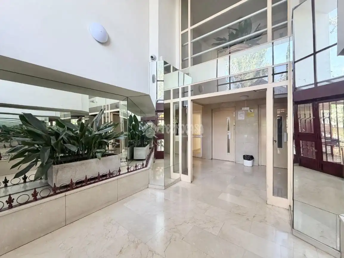 Wohnung zum Verkauf in Madrid mit Klimaanlage, Heizung und Terrasse