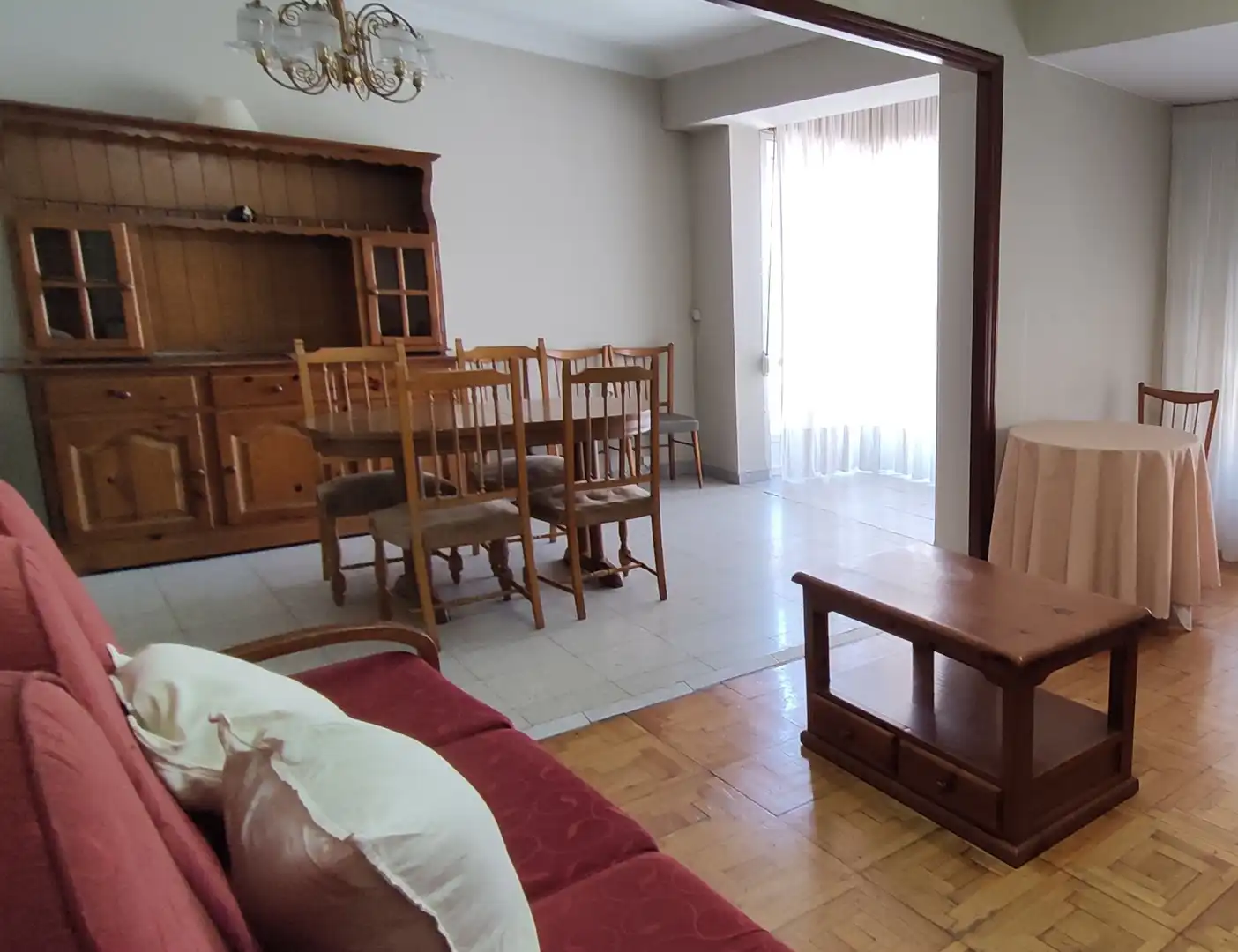 Sala de estar de Piso de alquiler en Ourense Capital  con Calefacción y Amueblado