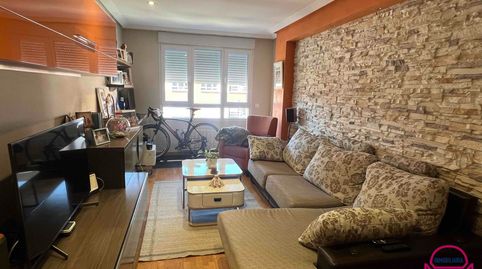 Foto 2 de Pis en venda a El Soto, León Capital