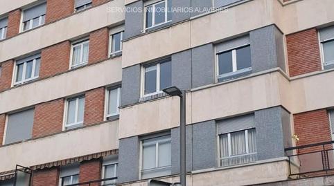 Foto 2 de Pis en venda a Santa Barbara, Desamparados, Araba - Álava