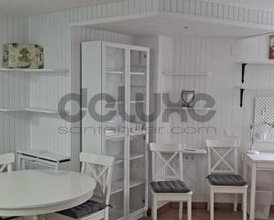 Dormitori de Apartament de lloguer en Santander amb Balcó