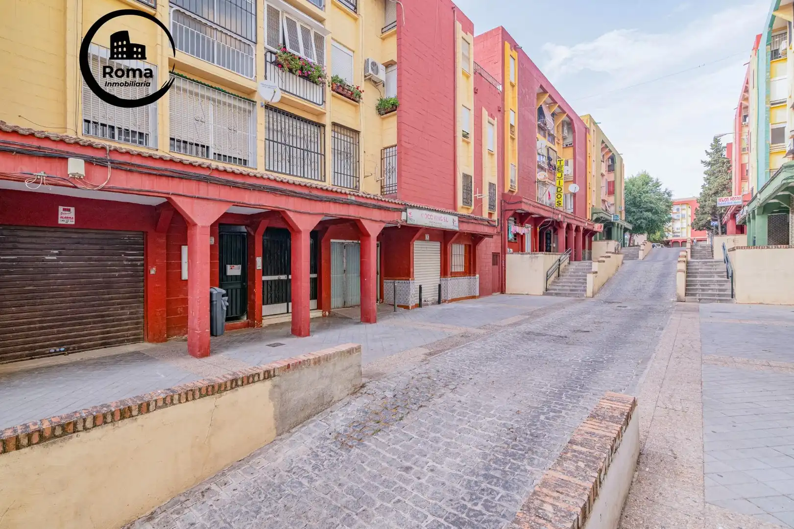 Vista exterior de Pis en venda en Granada amb Terrassa