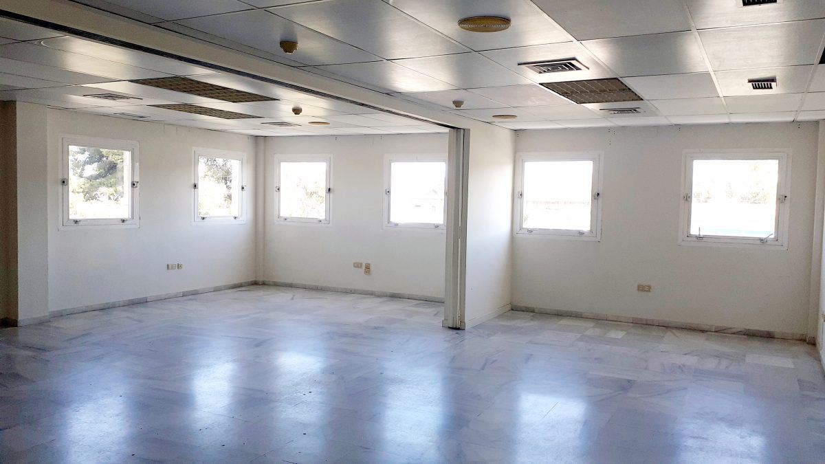 Piso de alquiler en  Sevilla Capital con Aire acondicionado