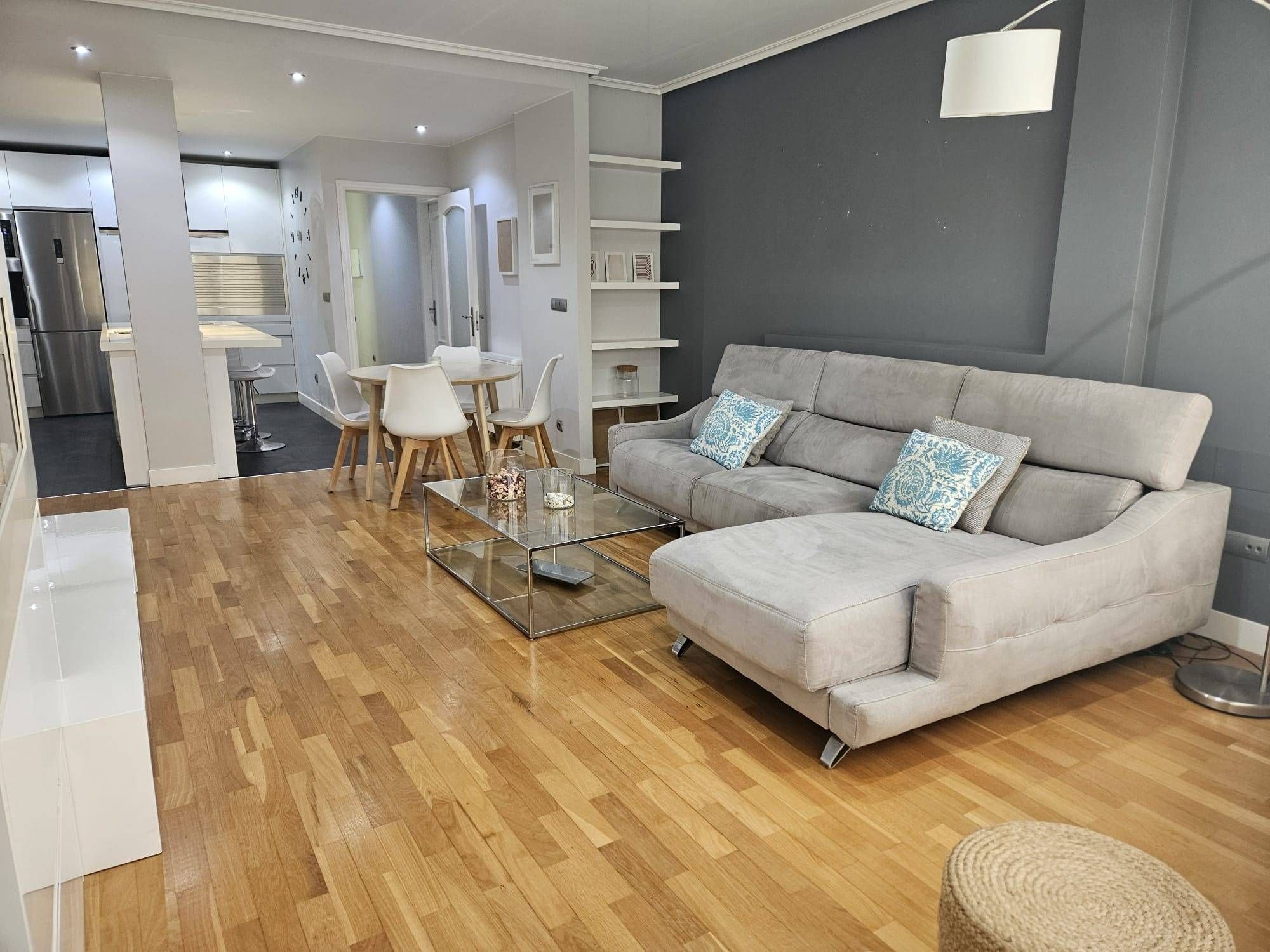 Living room of Flat for sale in Arteixo  with Heating and Storage room