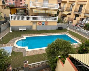 Piscina de Casa adosada en venda en Torredembarra amb Terrassa i Balcó