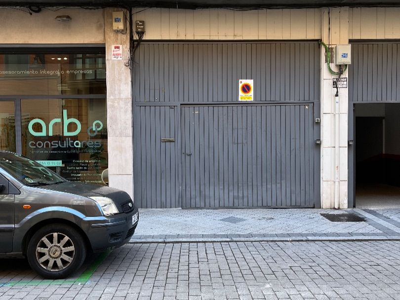 Vista exterior de Garatge en venda en Valladolid Capital