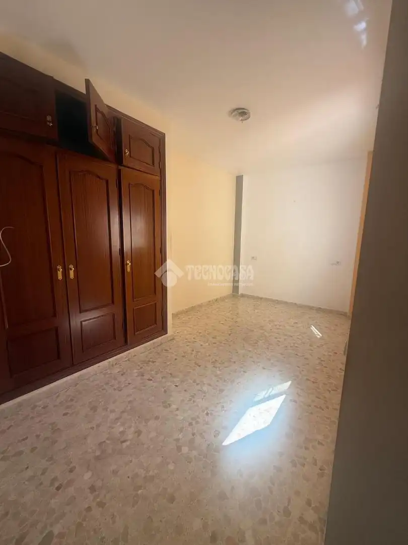 Habitación de Piso en venta en Cártama con Terraza y Balcón