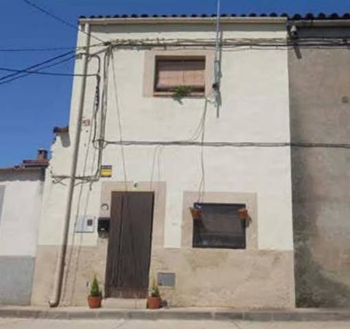 Casa-chalet en Venta en GENERAL PEREZ VAZQUEZ en Casillas de Coria