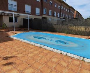 Swimming pool of Single-family semi-detached for sale in Tórtola de Henares  with Heating and Swimming Pool