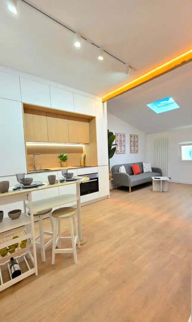 Living room of Attic for sale in  Logroño  with Heating, Storage room and Furnished