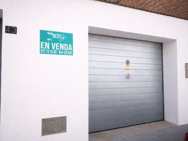 Gewerbefläche zum Verkauf in Grau - Quintanes