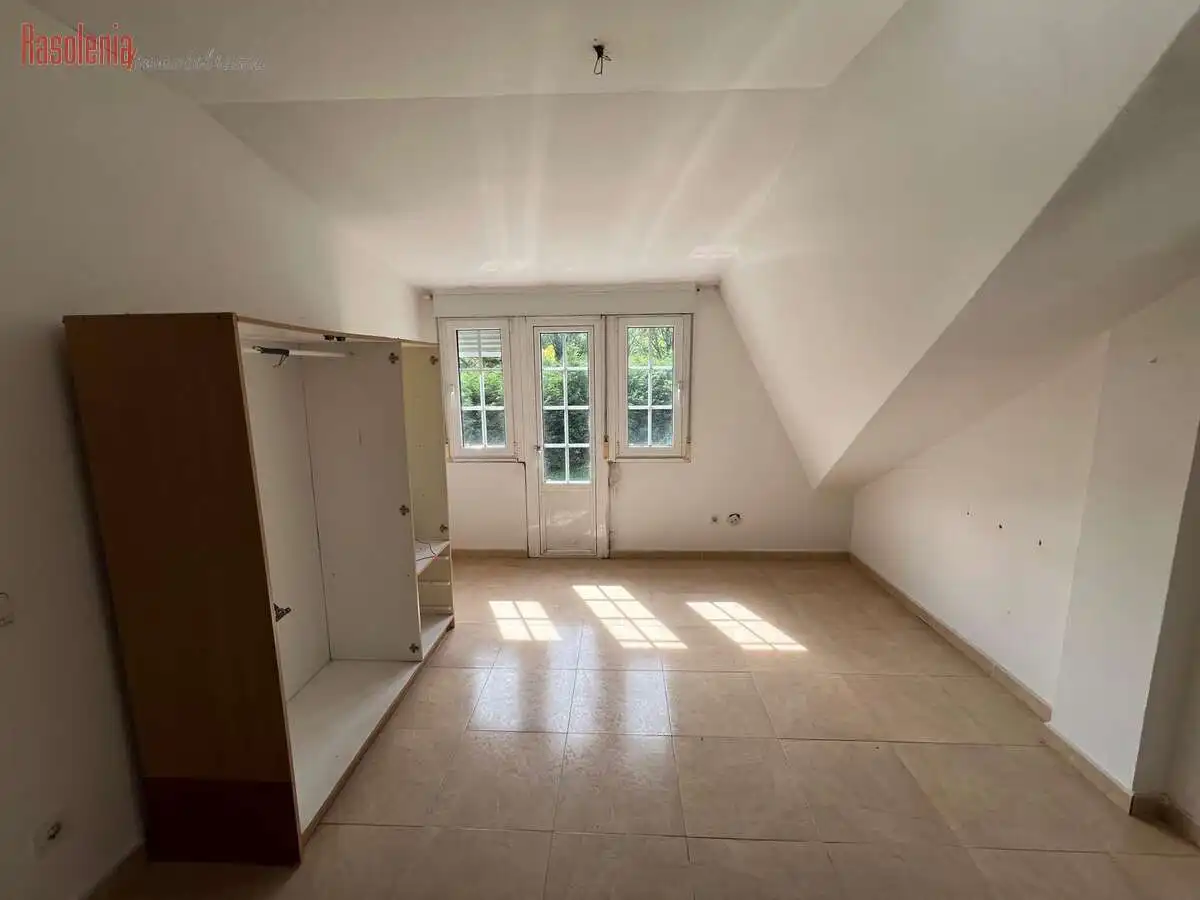 Bedroom of Houses for sale in Outeiro de Rei  with Heating and Storage room