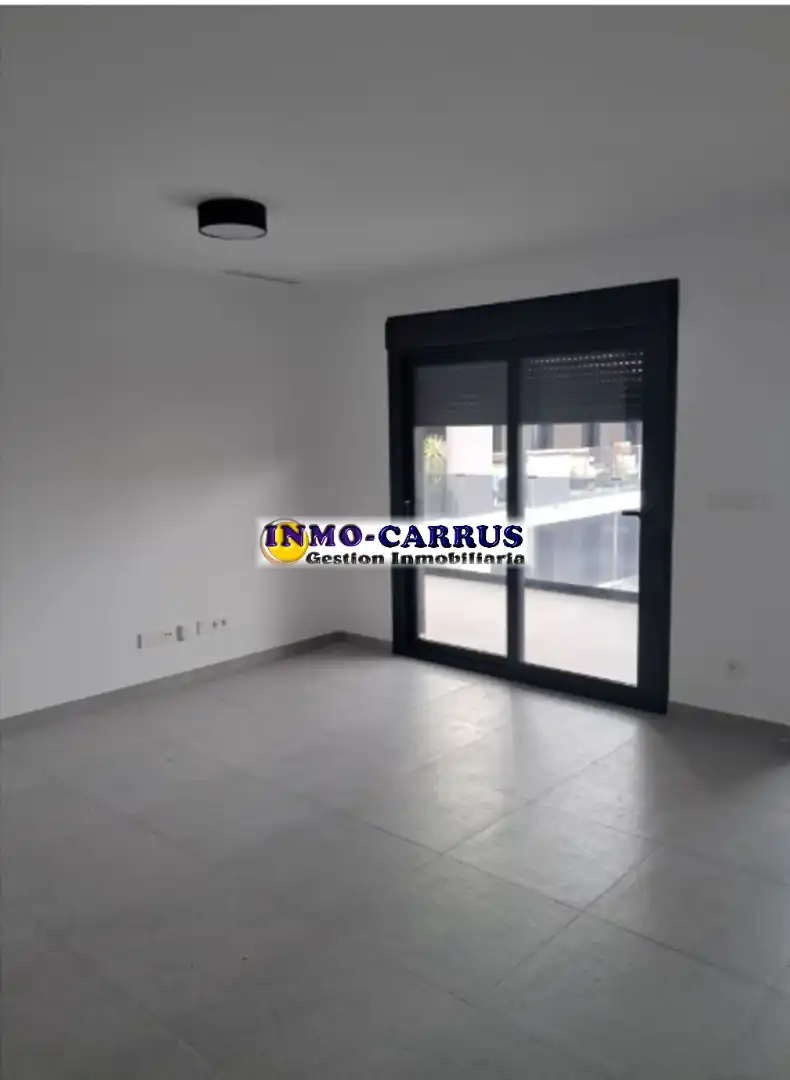Vista exterior de Pis de lloguer en Elche / Elx amb Aire condicionat, Calefacció i Balcó