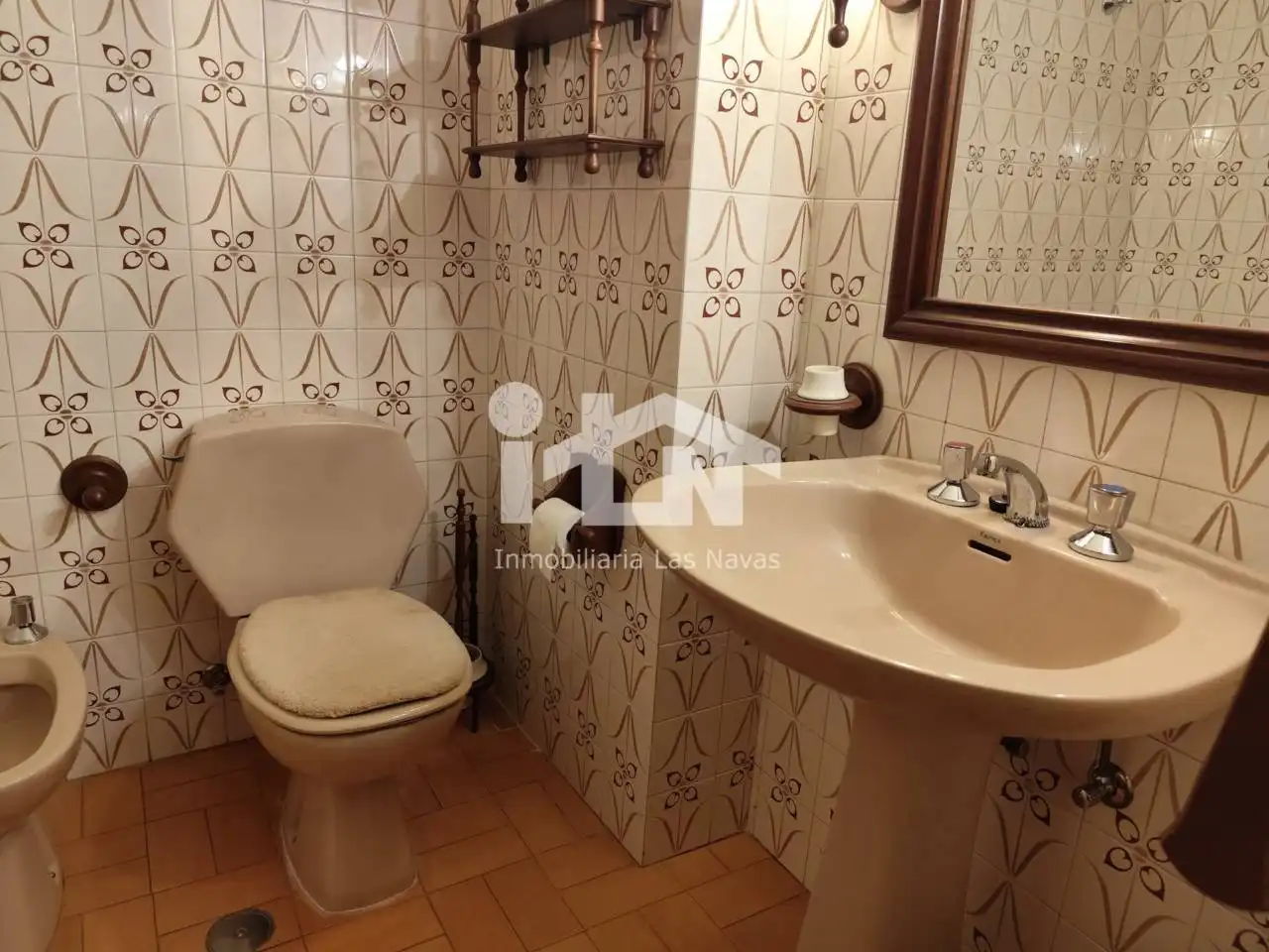 Baño de Piso en venta en Las Navas del Marqués  con Calefacción, Parquet y Terraza