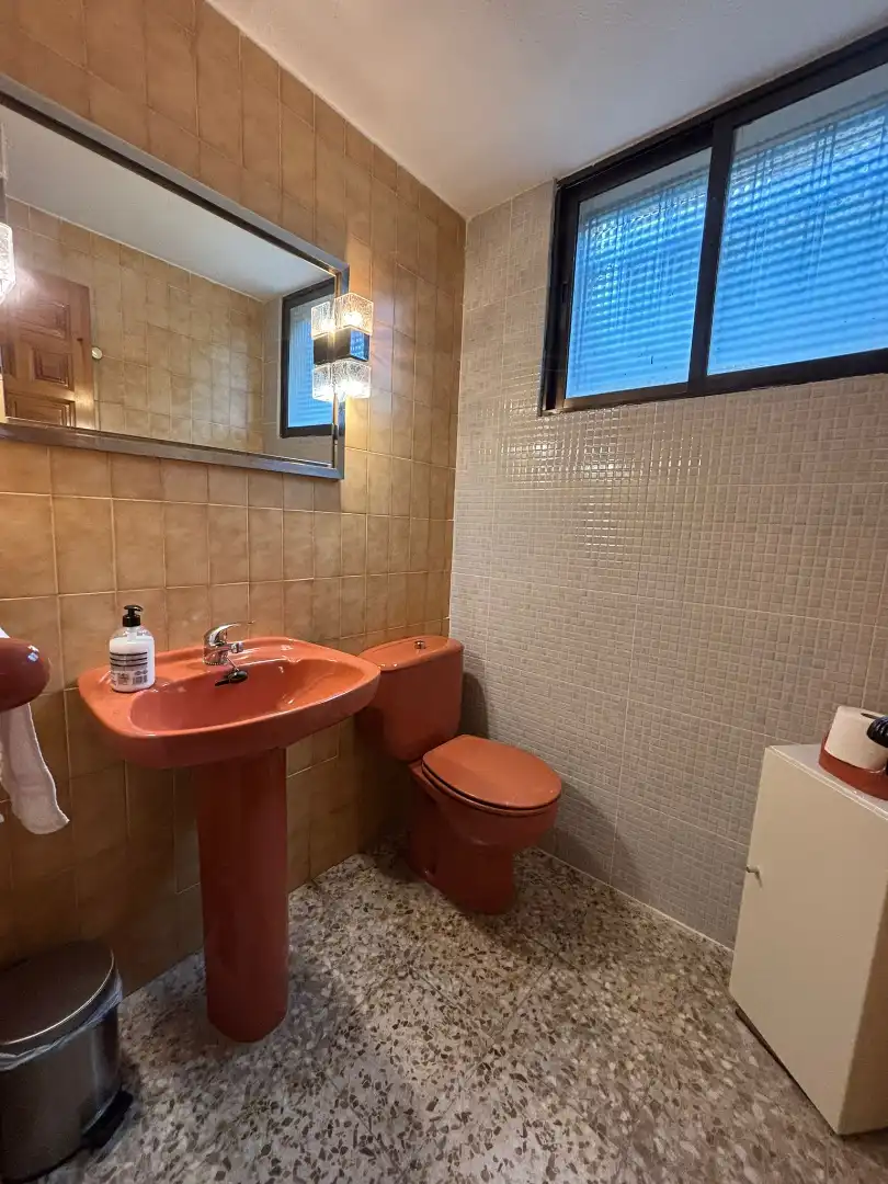 Bany de Casa o xalet en venda en Pozuelo de Alarcón amb Aire condicionat, Calefacció i Jardí privat