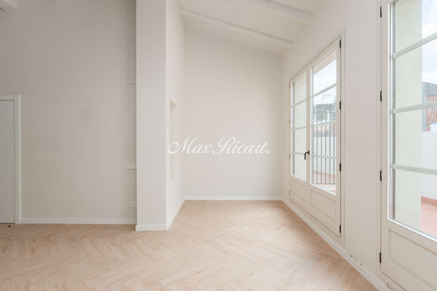 Bedroom of Attic for sale in  Barcelona Capital  with Air Conditioner, Heating and Terrace
