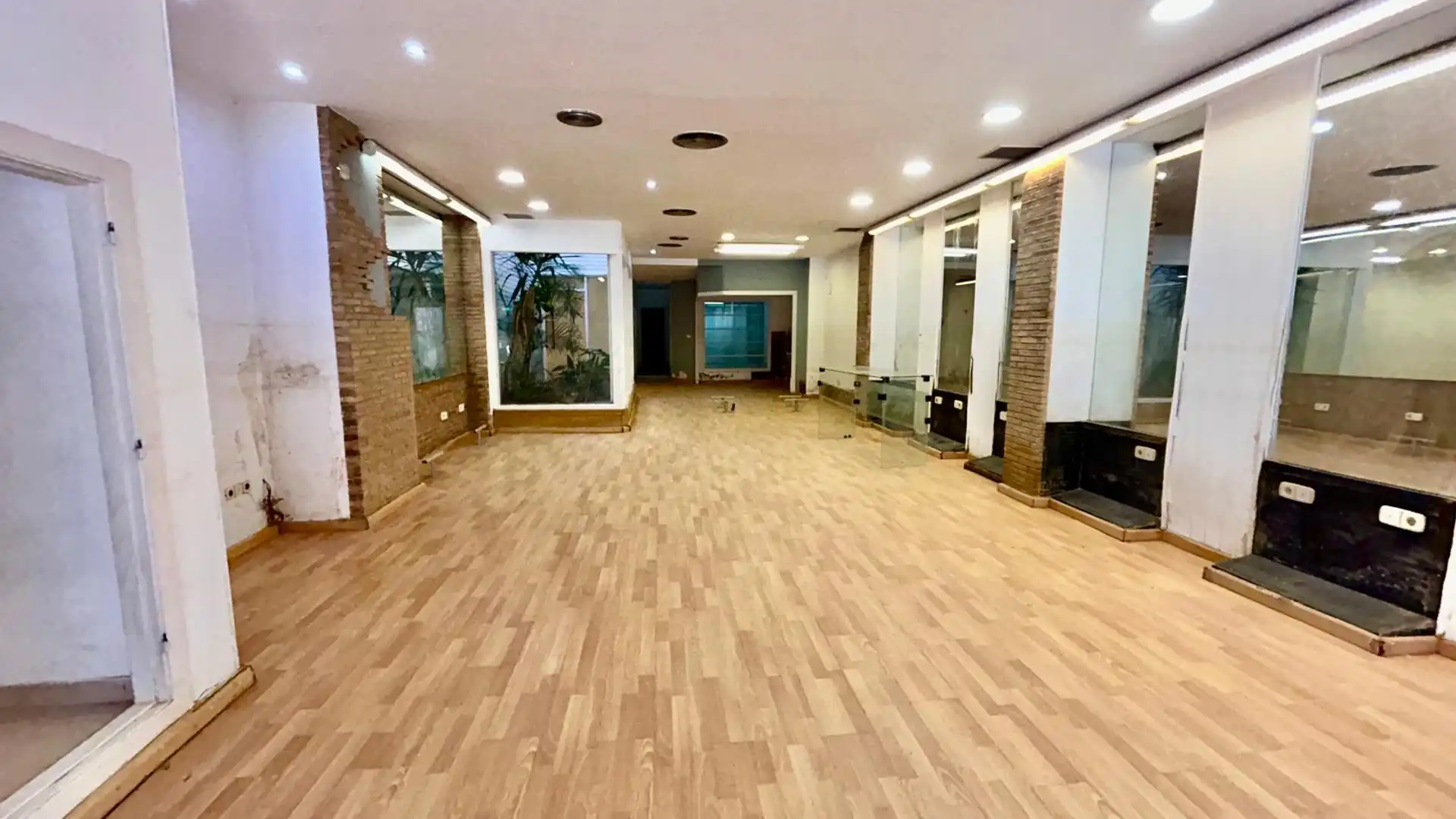 Premises for rent in Benetússer  with Air Conditioner and Parquet flooring