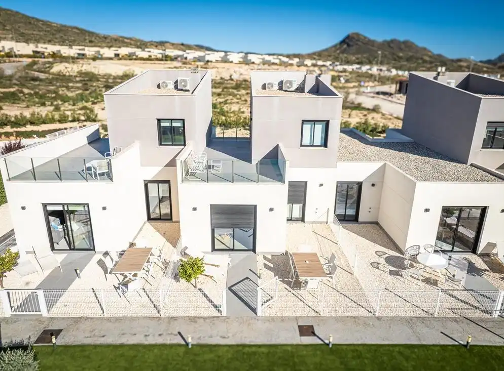 Vista exterior de Casa adosada en venta en Murcia con Aire acondicionado, Calefacción y Jardín privado