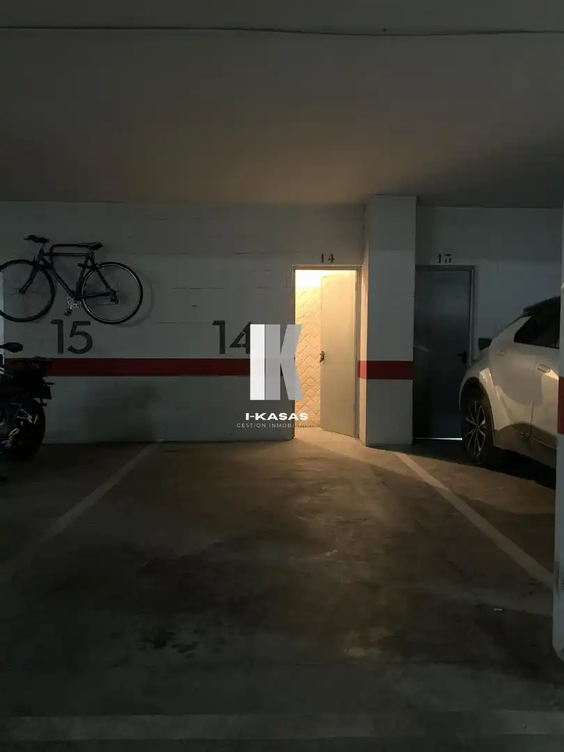 Parking of Flat for sale in El Puerto de Santa María  with Air Conditioner, Terrace and Storage room