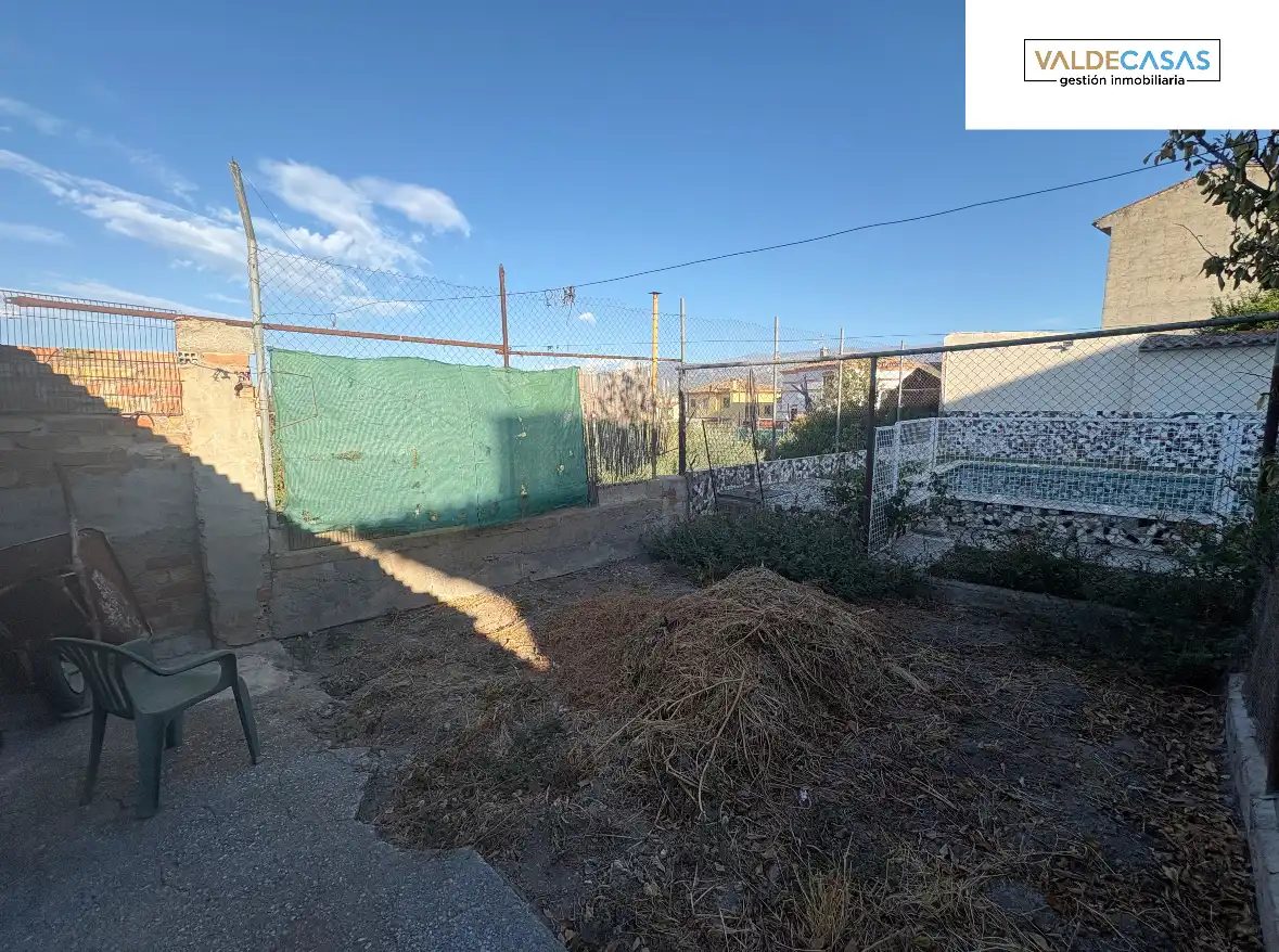 Casa o xalet en venda en Alhendín amb Jardí privat, Terrassa i Piscina