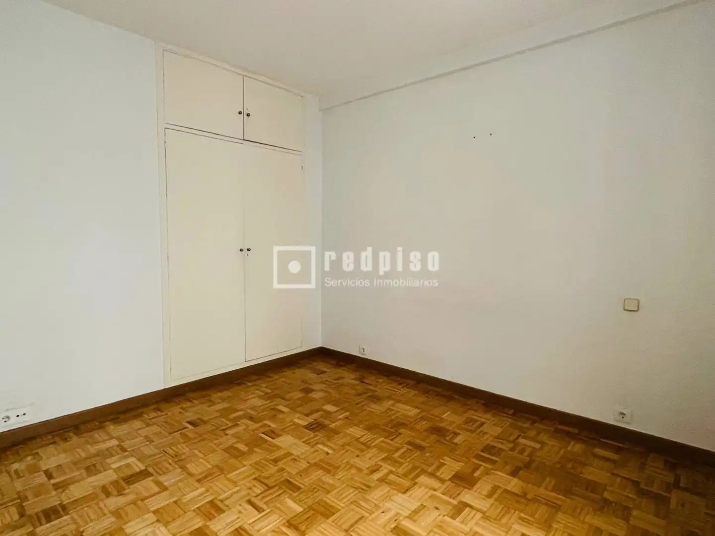 Habitación de Piso de alquiler en Madrid con Calefacción y Terraza