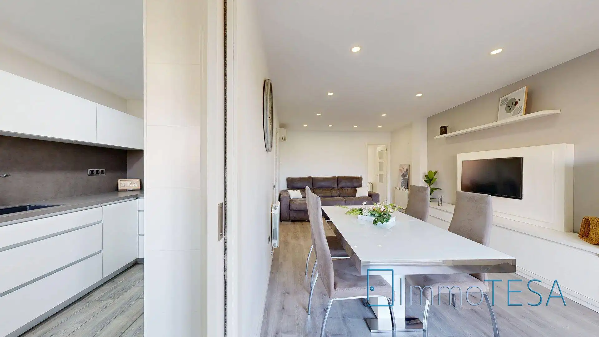 Flat with terrace for sale in Parc d’Europa, imagen 16