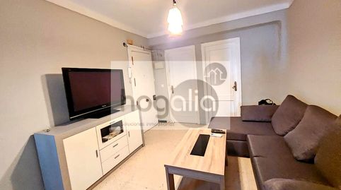 Foto 3 de Piso de alquiler en El Cerro, Sevilla Capital