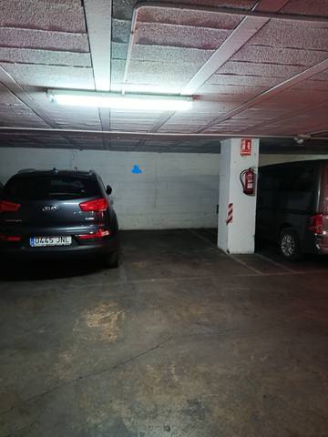 Garaje en Alquiler en Carrer de Jerónima Galés en L'Hort de Senabre
