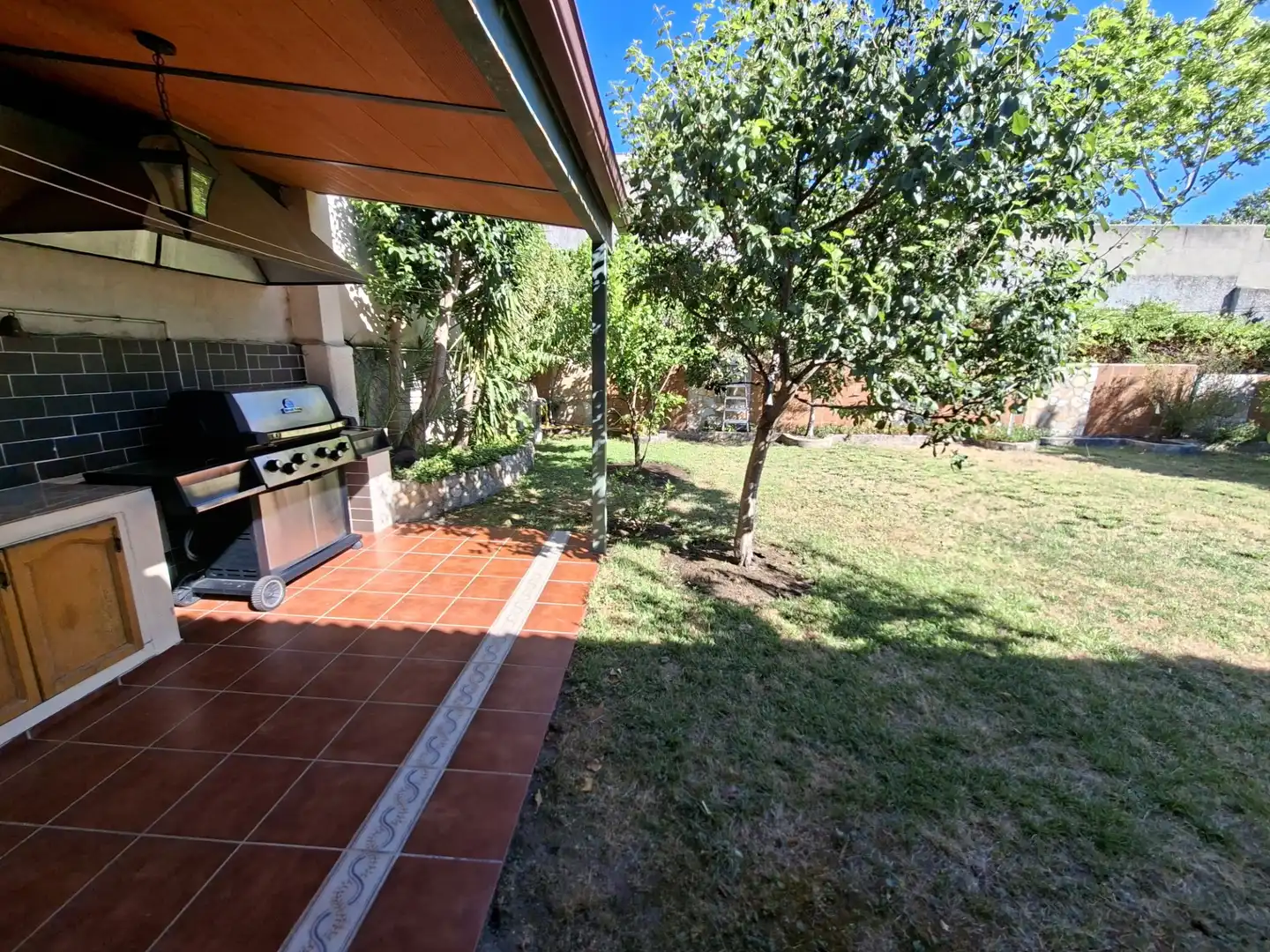 Jardí de Casa o xalet en venda en Plasencia amb Aire condicionat, Calefacció i Terrassa