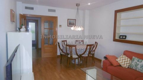 Foto 2 de Piso de alquiler en Nueva Andalucía, Almería Capital