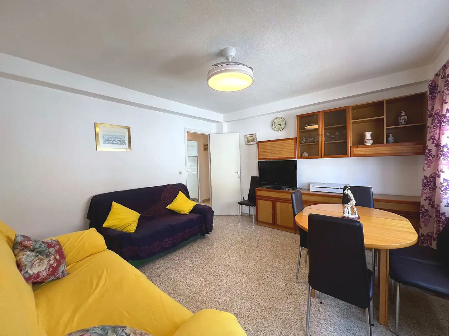 Sala de estar de Piso en venta en Manilva con Terraza
