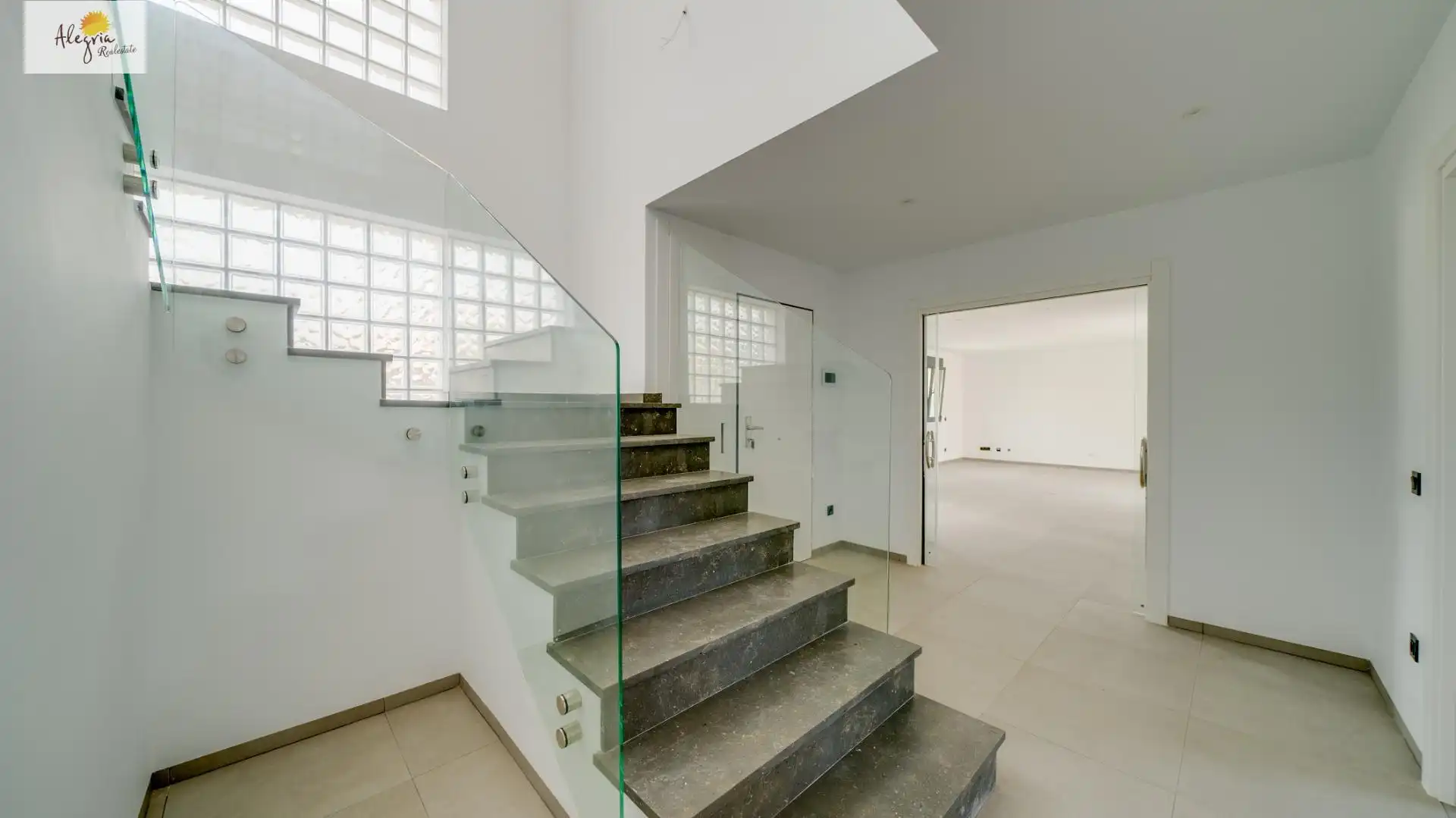 Villa mit Pool zum Verkauf in Marisol Park - Ortembach - Los Almendros, imagen 10