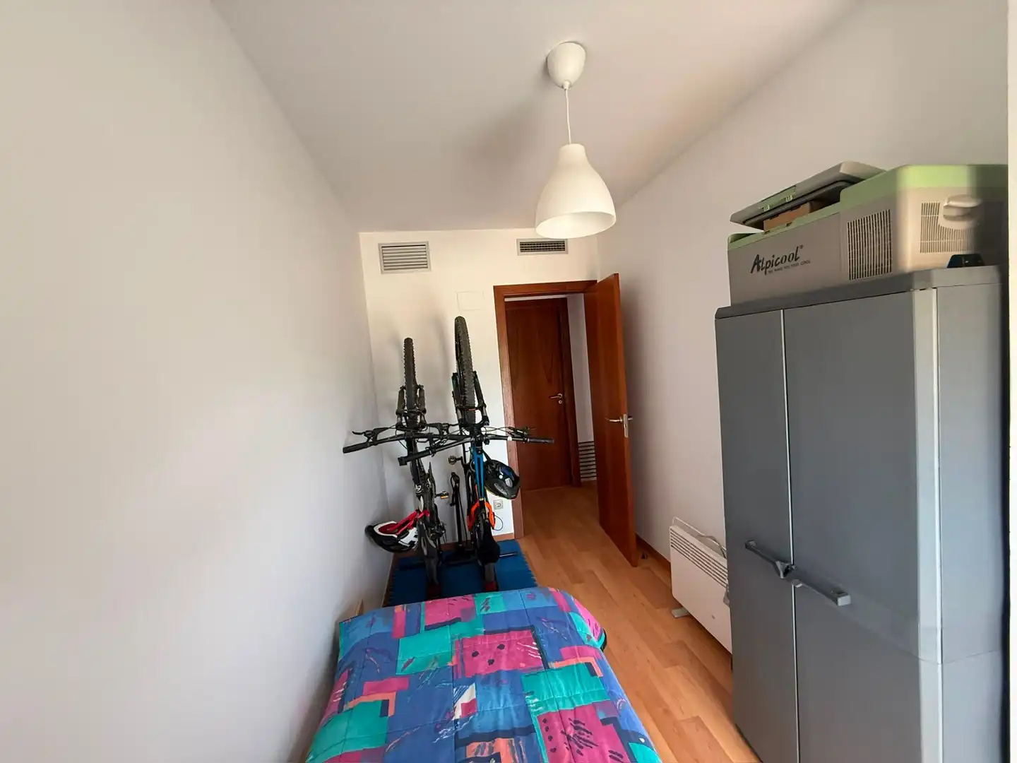 Piso en venta en Bàscara con Aire acondicionado y Calefacción