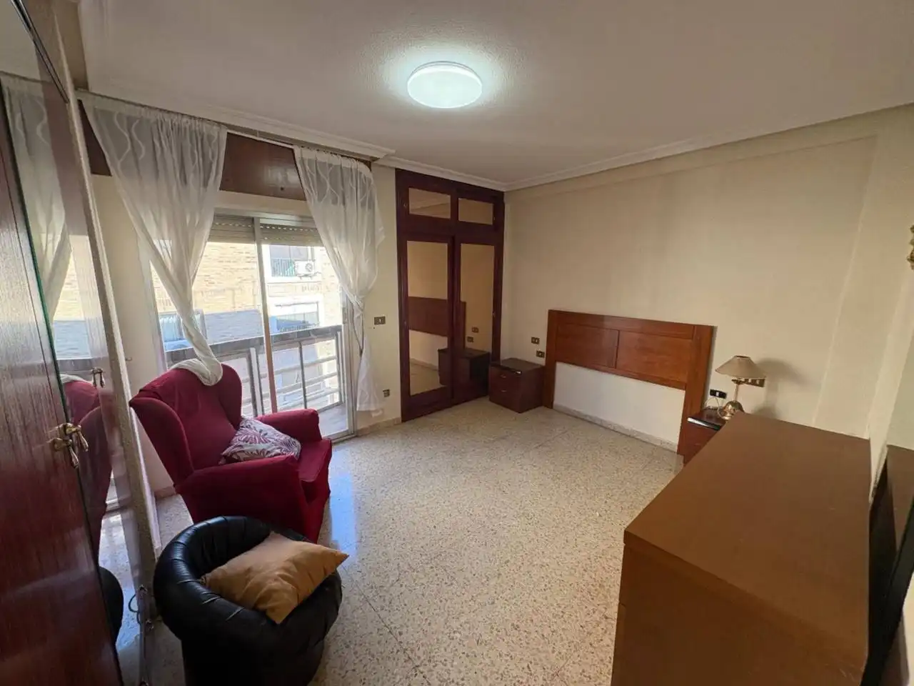 Habitación de Piso en venta en Alicante / Alacant con Aire acondicionado, Calefacción y Amueblado