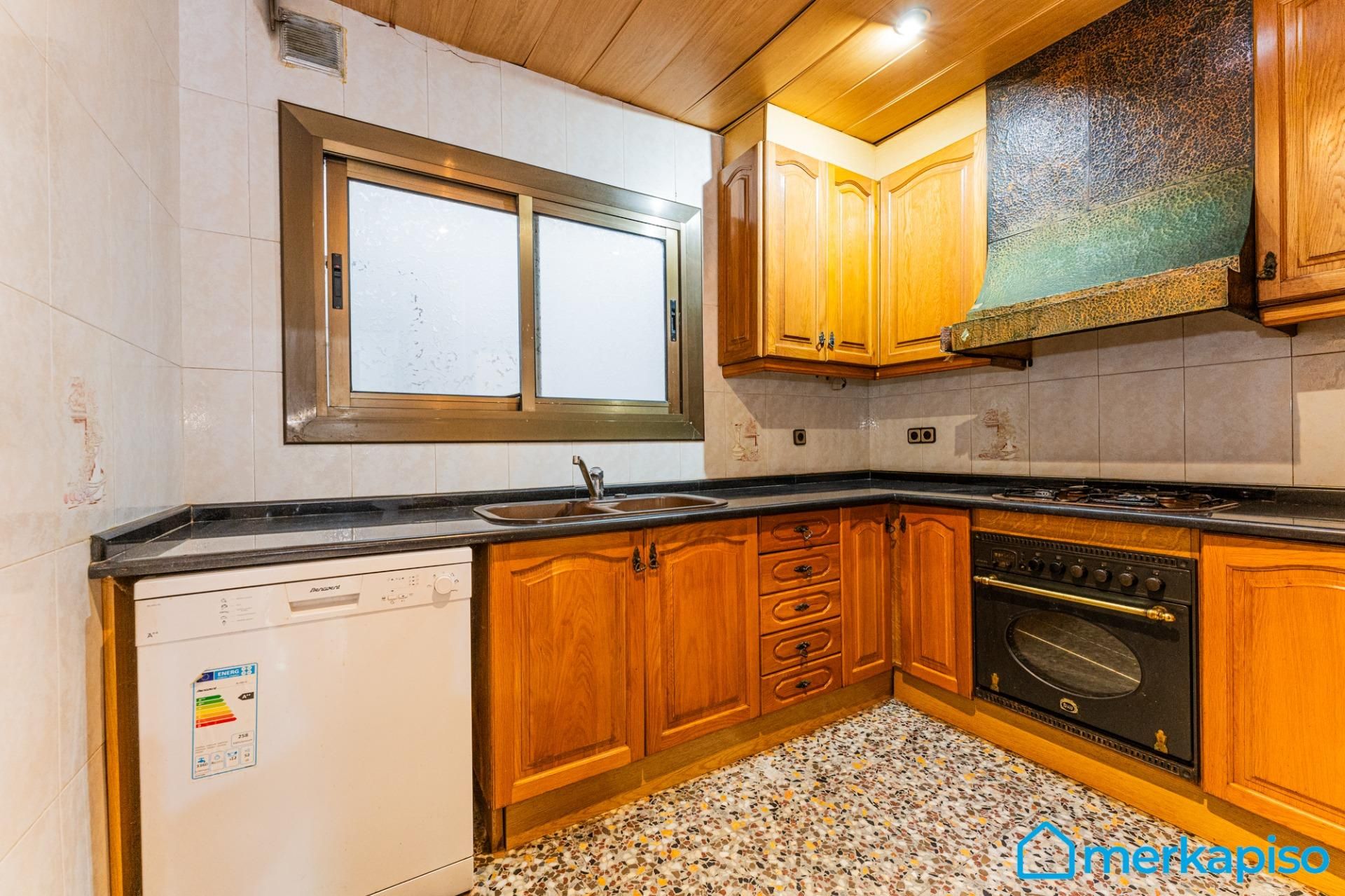 Kitchen of Flat for sale in Castelldefels  with Heating, Terrace and Storage room