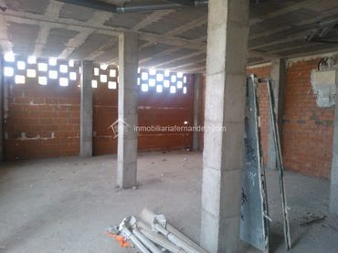 Local comercial en venda a Casco Antiguo