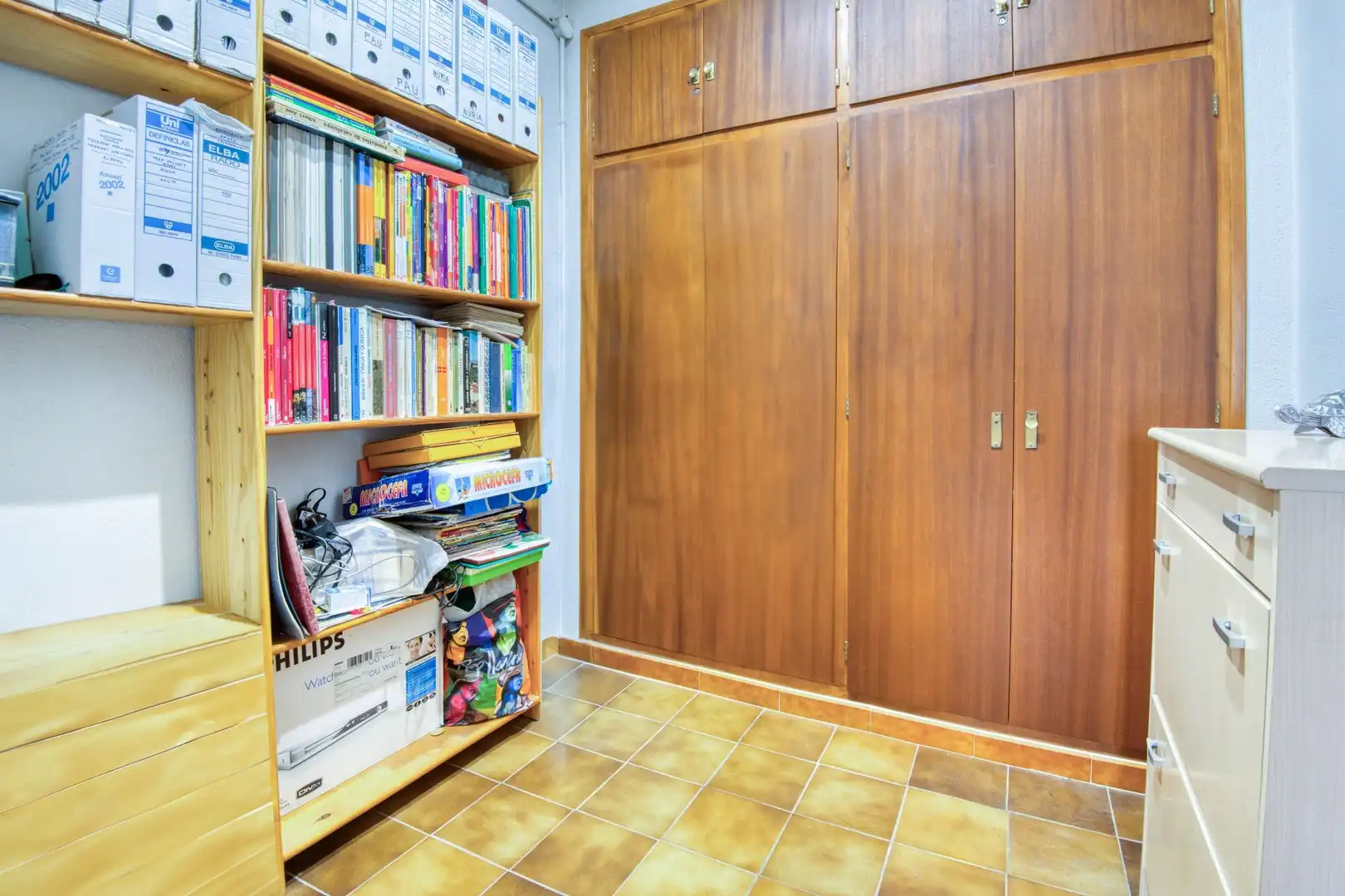Schlafzimmer von Country house zum Verkauf in Albons mit Privatgarten, Terrasse und Schwimmbad