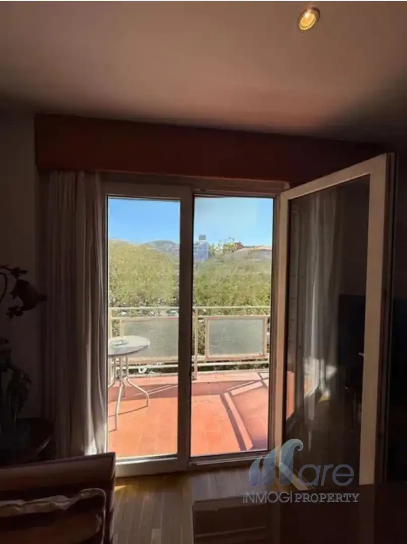 Habitación de Piso en venta en Granada con Calefacción, Terraza y Amueblado