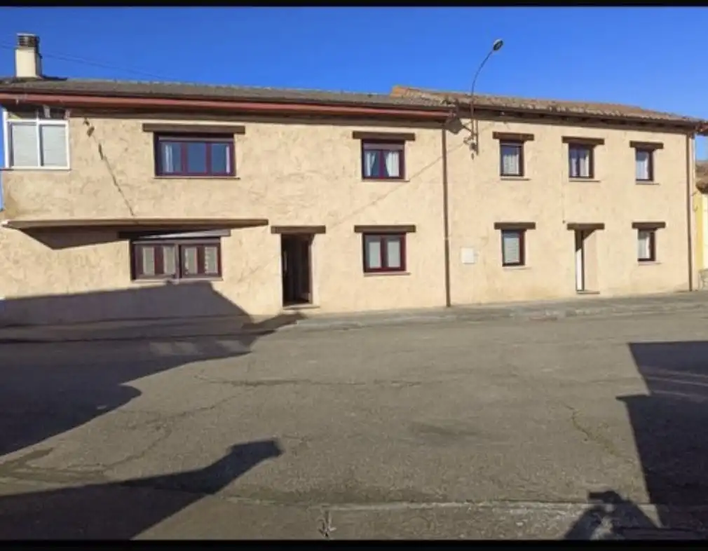 Vista exterior de Casa o chalet en venta en Mansilla Mayor con Parquet, Trastero y Amueblado