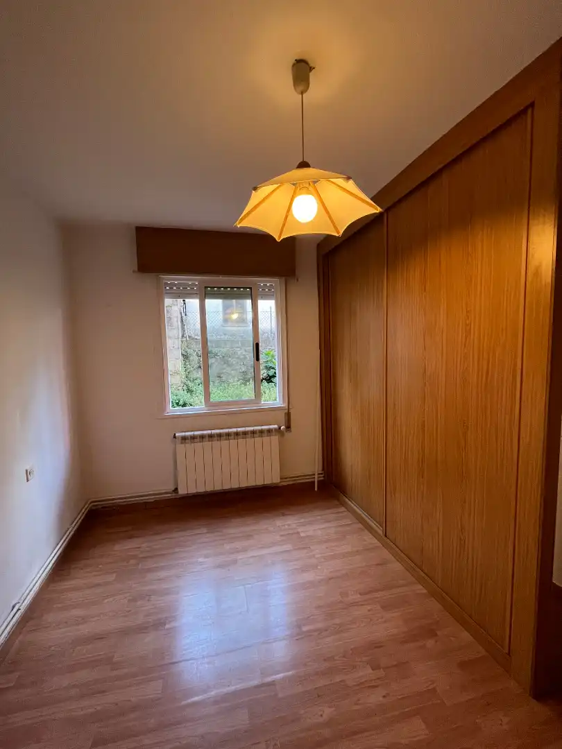 Habitación de Piso de alquiler en Redondela con Calefacción, Amueblado y Horno