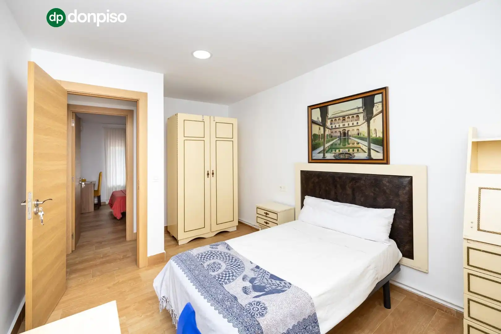 Habitación de Piso en venta en Granada con Aire acondicionado, Calefacción y Terraza