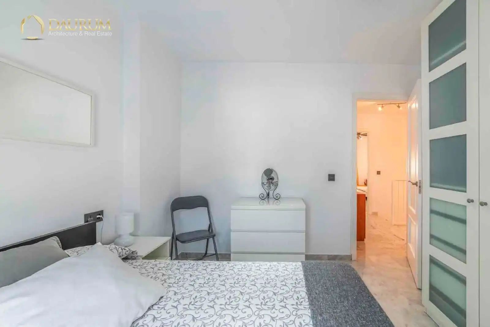 Habitación de Casa adosada en venta en Bormujos con Aire acondicionado, Calefacción y Terraza