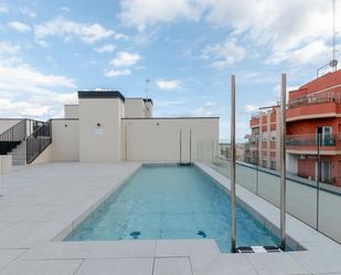 Swimming pool of Flat for sale in  Barcelona Capital  with Terrace, Storage room and Swimming Pool