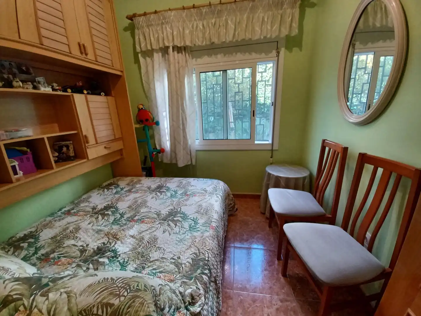 Dormitori de Casa o xalet en venda en Cubelles amb Jardí privat