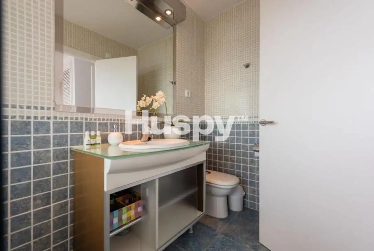 Casa con terraza en venta en Carrer Madrid, imagen 9