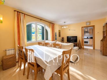 Flat with pool for sale in Ter